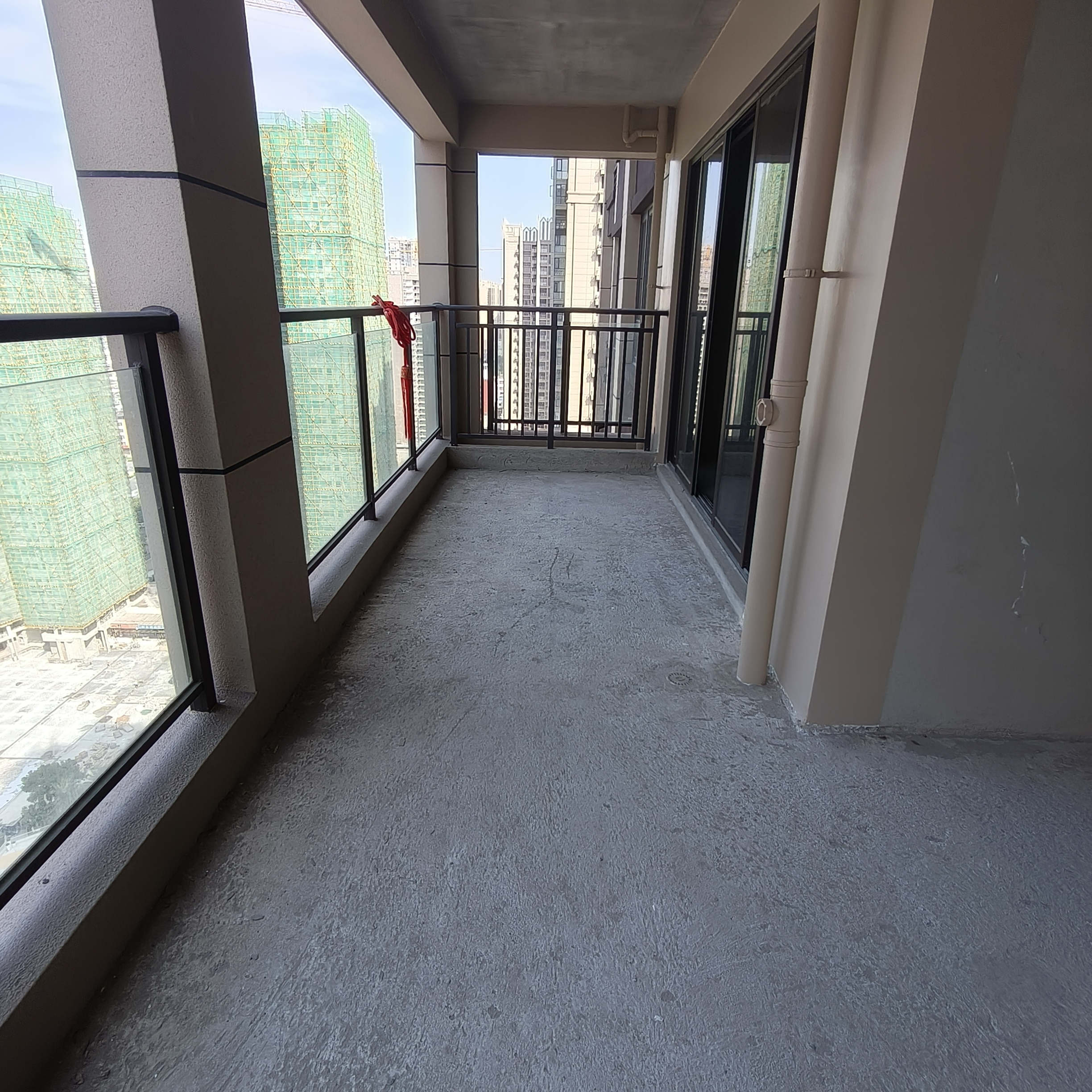 华泰荣御 实用4房急售 房源图片